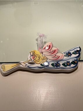 Awesome Gail Pittman angel Ornament!  MINT and spectacular!